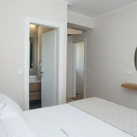 Anagallis فيلة Lefkáda